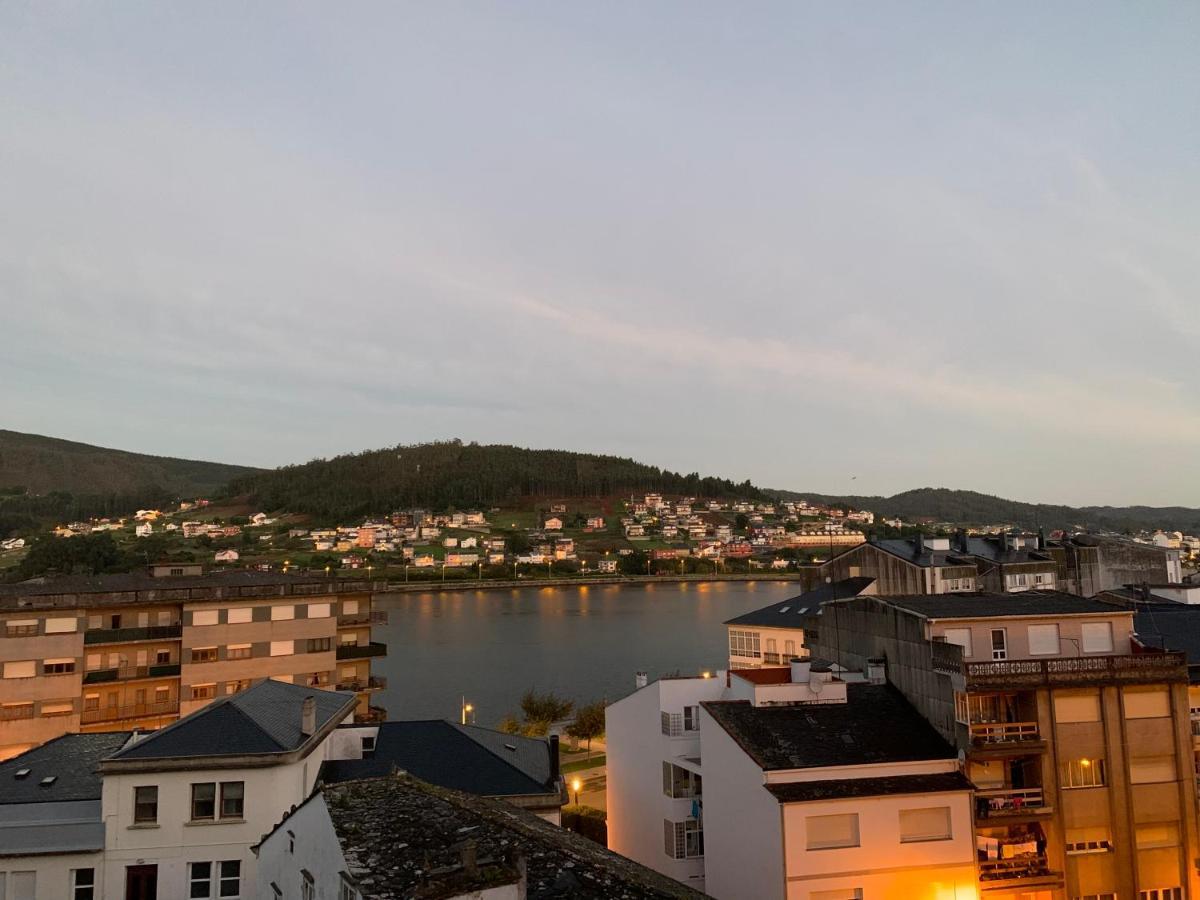 Apartamento Porta Da Vila Viveiro Exterior foto